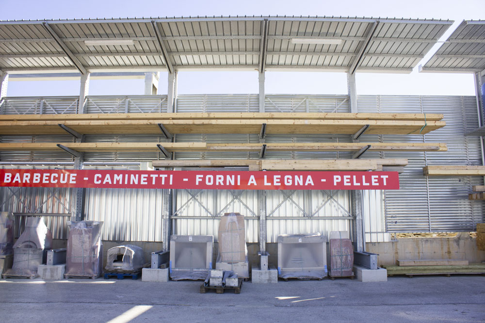 Cantilever-esterno-personalizzato-con-tetto-utilizzo-per-corpi-lunghi-DR-Scaffalatiure-4