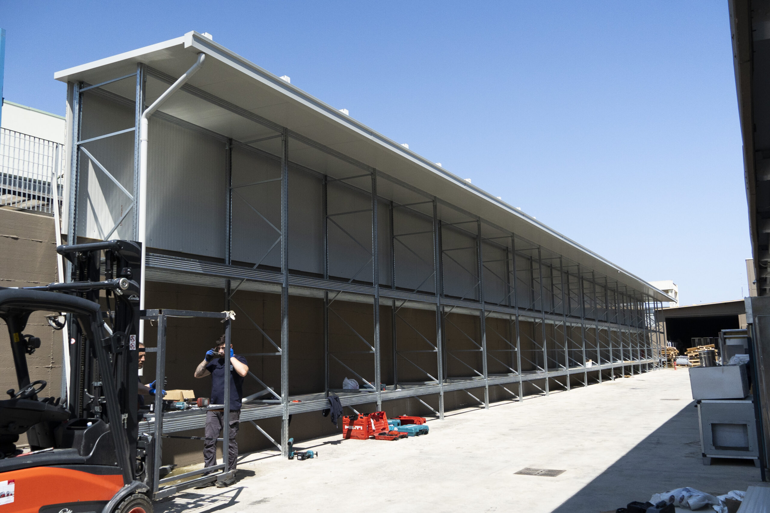 Porta Pallet Customizzato con tetto